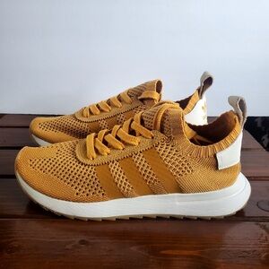 Adidas Womens Flashback Primeknit Women’s Sz 8.5 Legend Yellow Gold Shoes BY9912